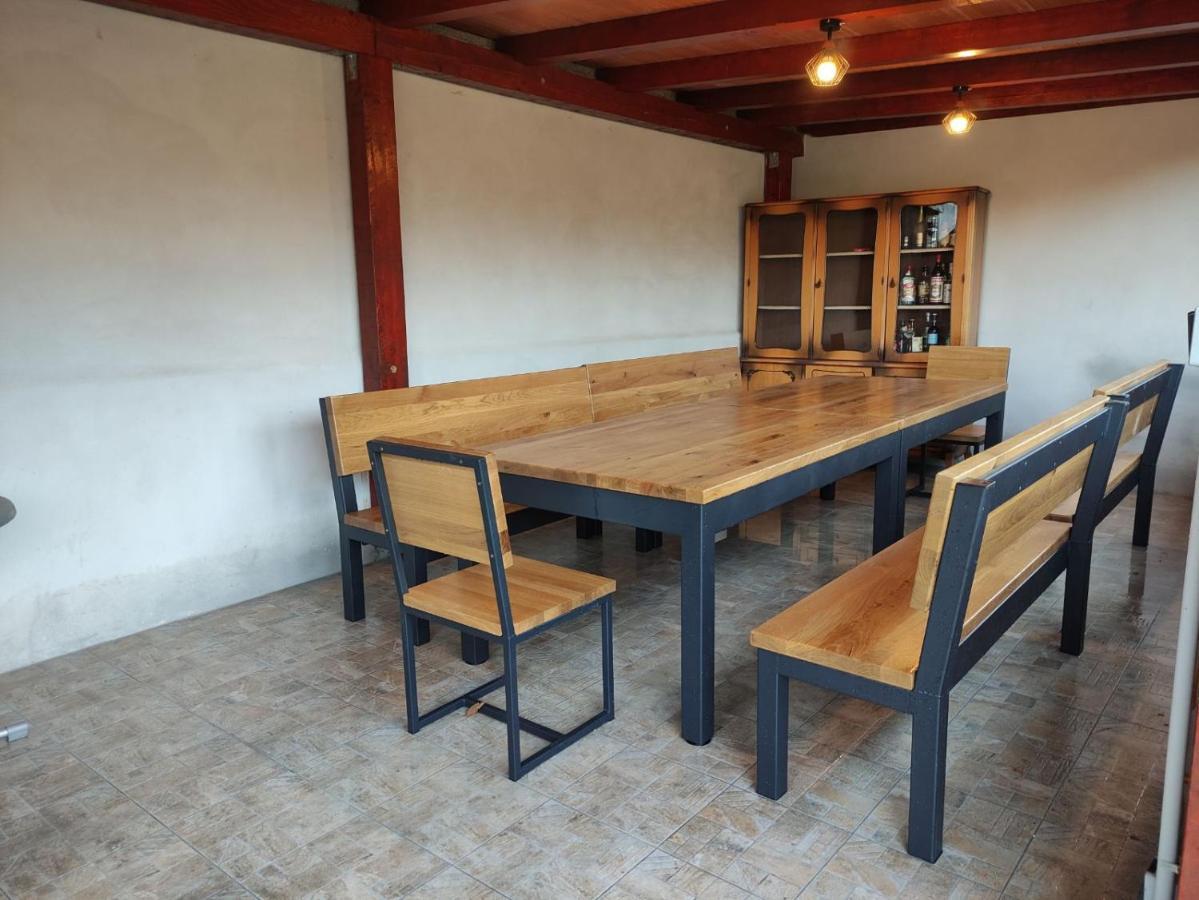 פאז'אנה Apartmani Viktorija מראה חיצוני תמונה