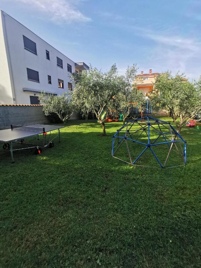 פאז'אנה Apartmani Viktorija מראה חיצוני תמונה
