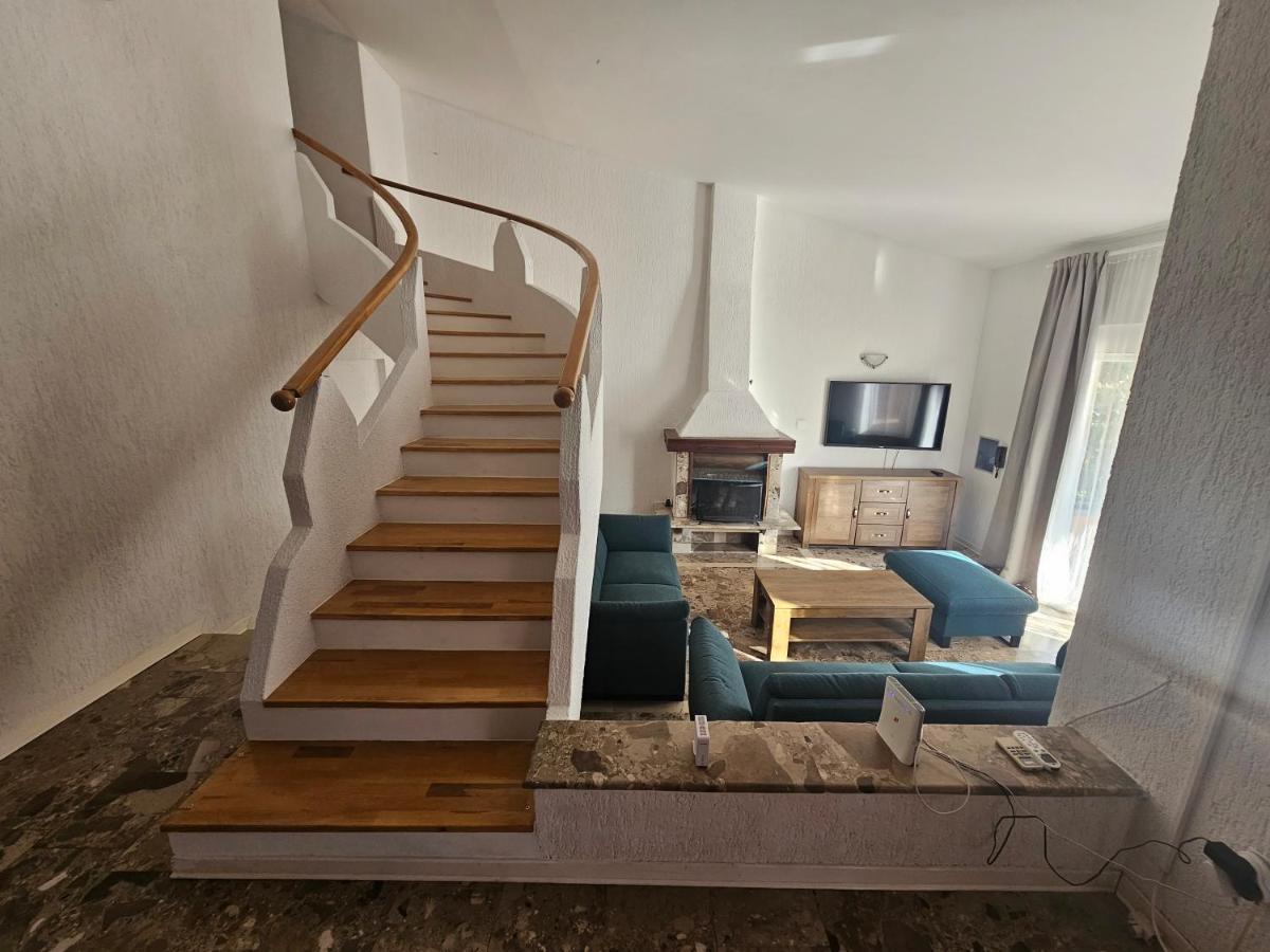 פאז'אנה Apartmani Viktorija מראה חיצוני תמונה