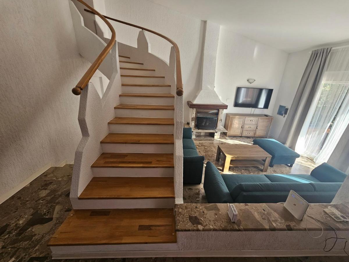 פאז'אנה Apartmani Viktorija מראה חיצוני תמונה
